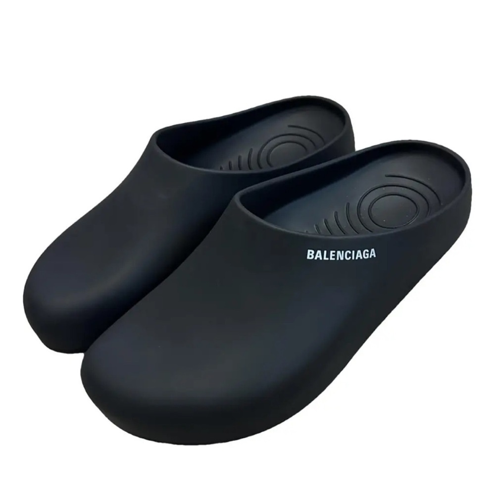Balenciaga Pool Closed Slides - Authentic - Excellent Condition - Matte Black 10